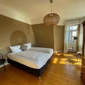 https://hotel-restaurant-auerstein.hotelsheidelberg.net